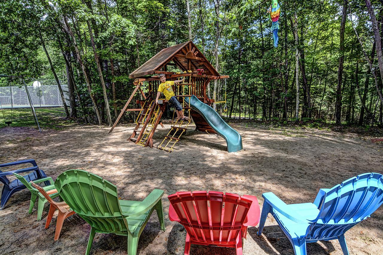 Lake Forest Resort Eagle River Exterior photo